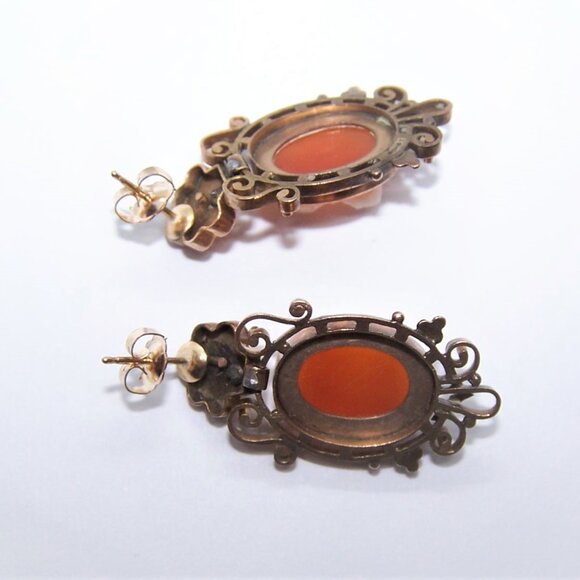 Antique Victorian 14K Gold Sardonyx Cameo - Hard Stone Cameo Pierced Earrings - Picture 6 of 6